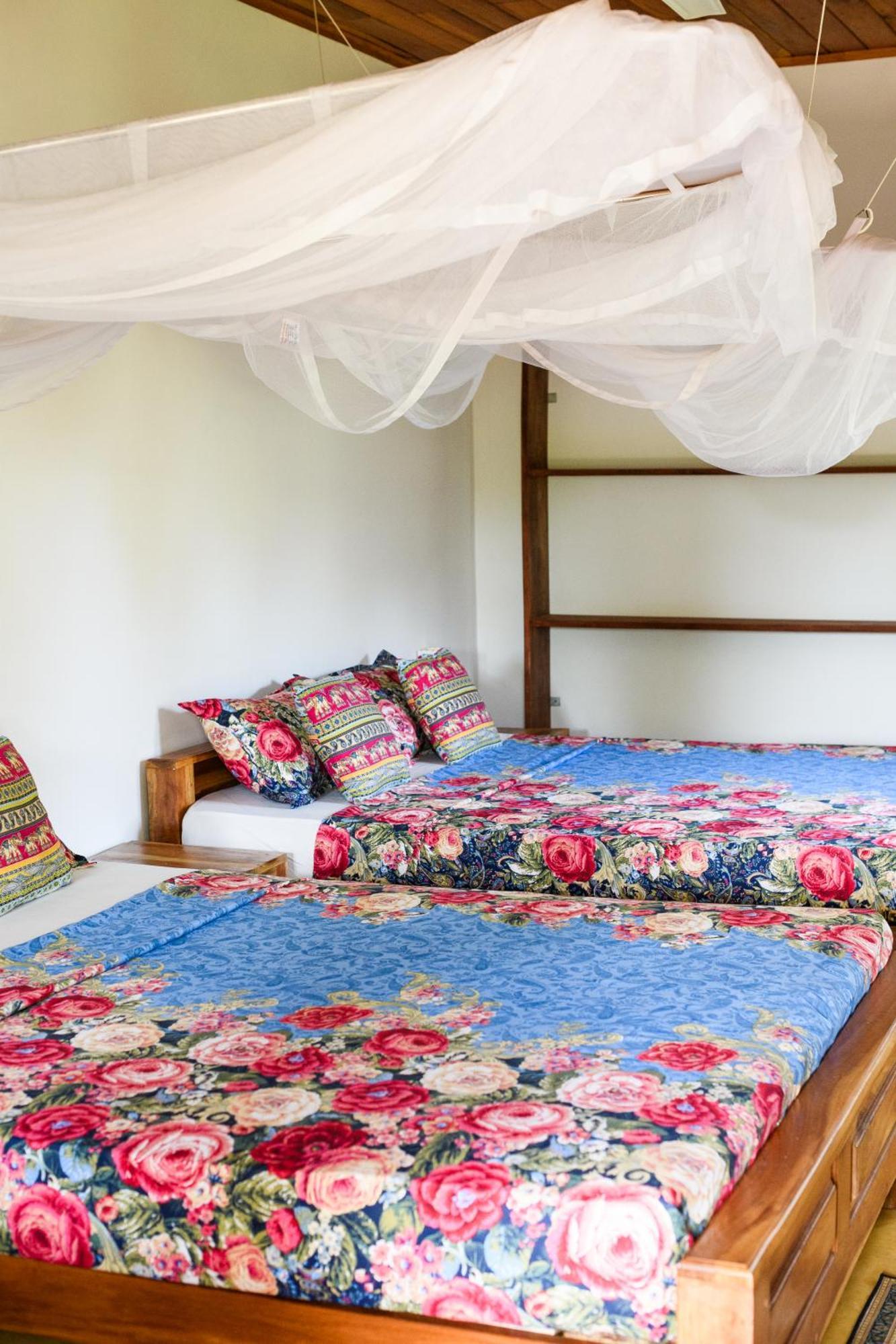 Relax Beach House Tangalle Exterior photo