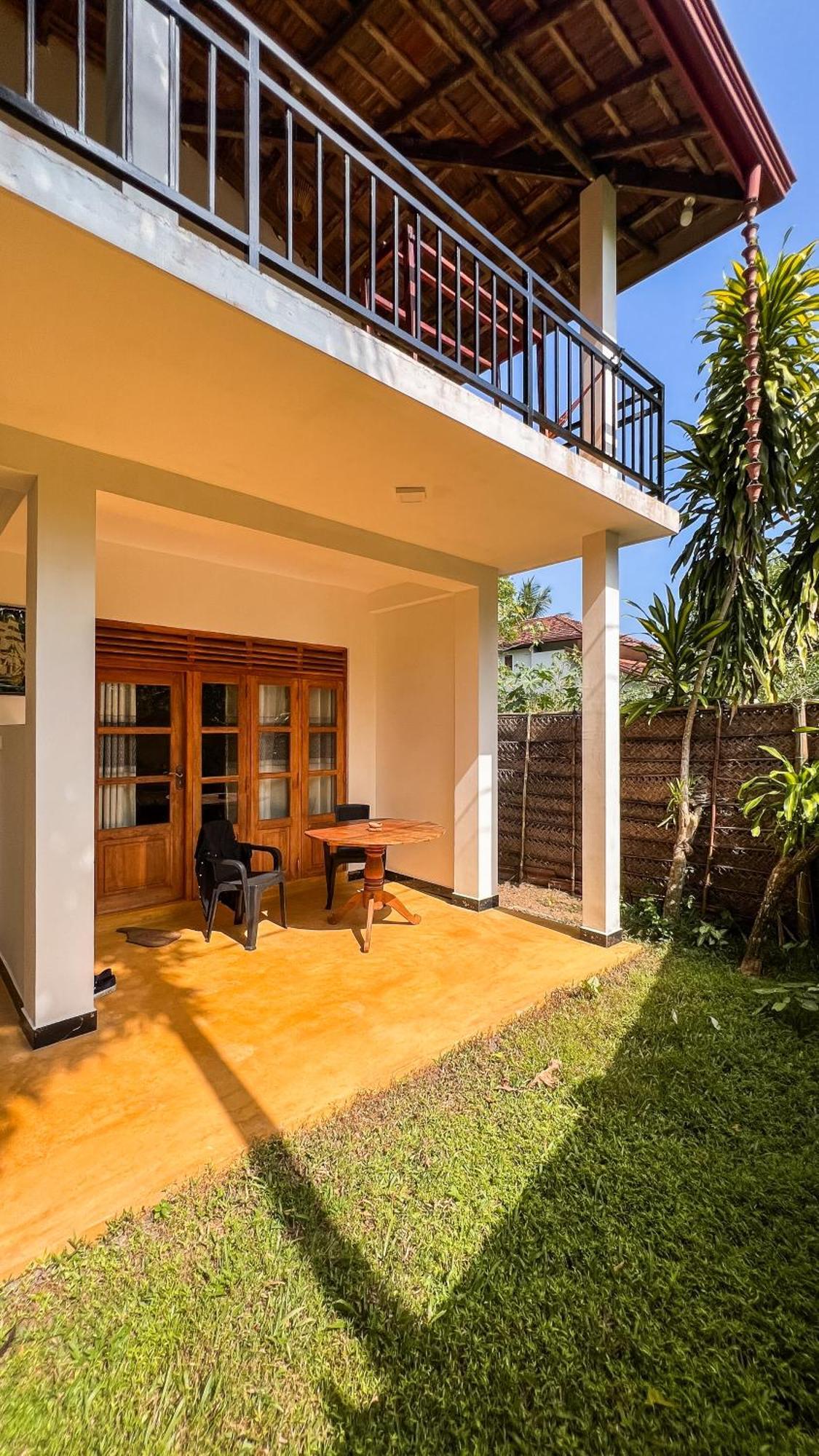 Relax Beach House Tangalle Exterior photo