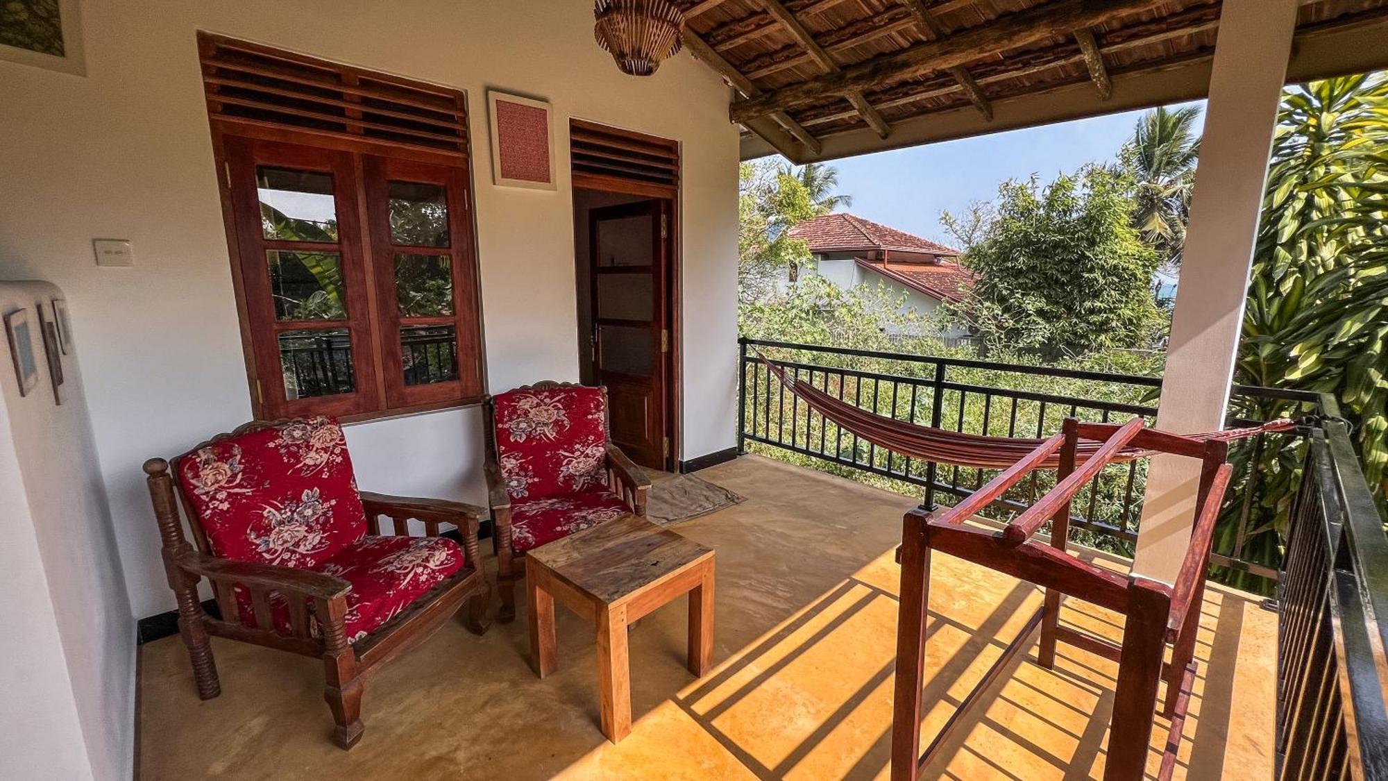 Relax Beach House Tangalle Exterior photo