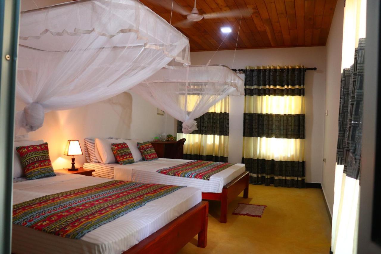Relax Beach House Tangalle Exterior photo