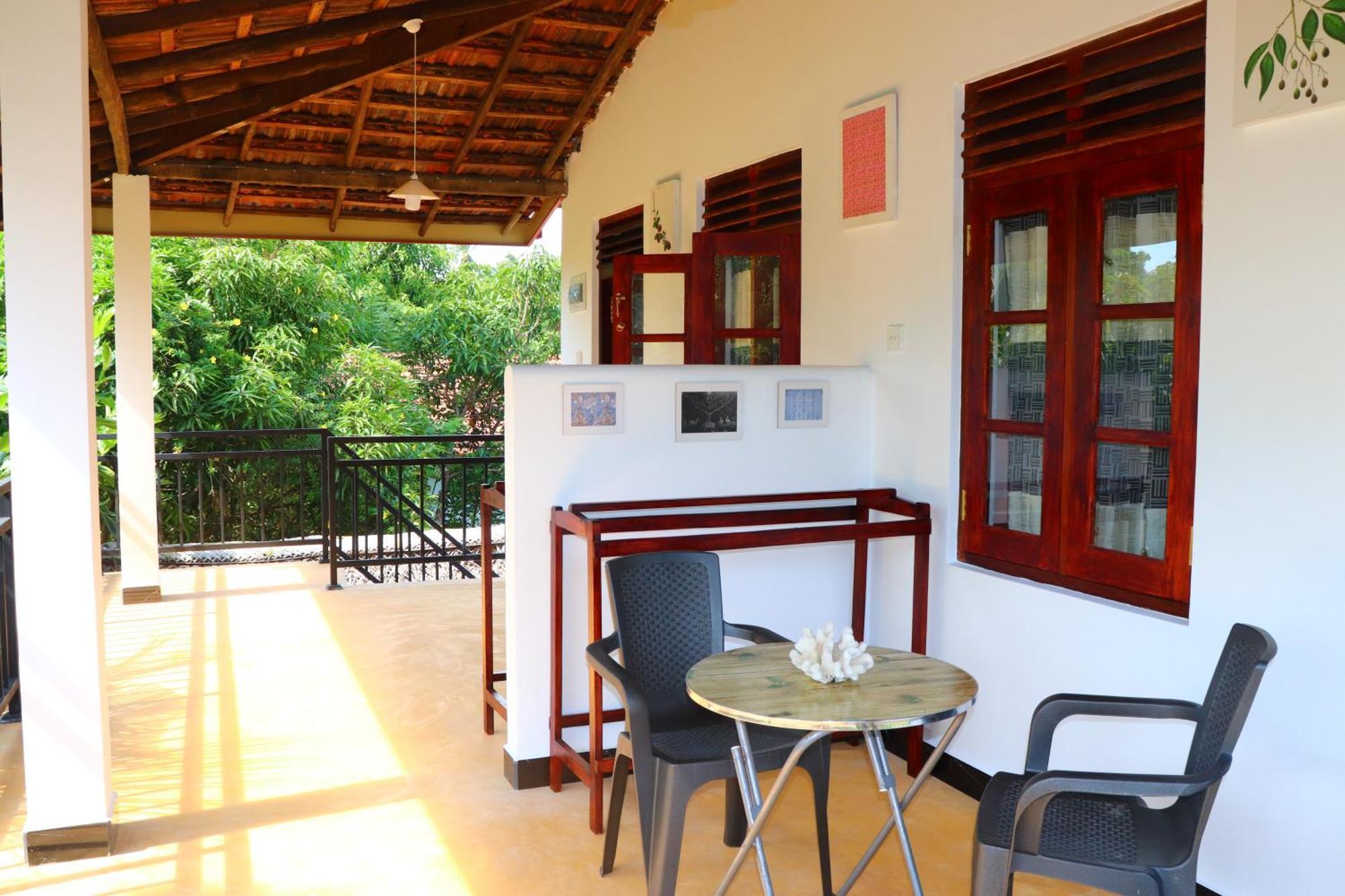 Relax Beach House Tangalle Exterior photo